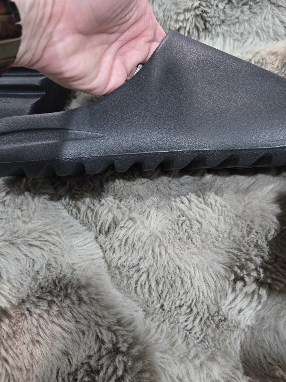 Men's Black Foam Slide Sandals - Size 12 - Onyx Style - Picture 4 of 4